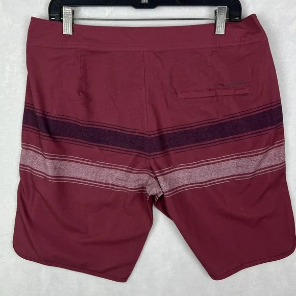 Travis Mathew Swim Board Shorts Mens 34 Red Striped Zip Pocket Beach Trunks - Picture 4 of 9